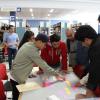 Estudiantes de nuevo ingreso en la biblioteca, en el reto del rally de inducción
